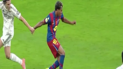 法国与克罗地亚欧国联激战成2-2平，点球决胜负以5-4逆袭获胜